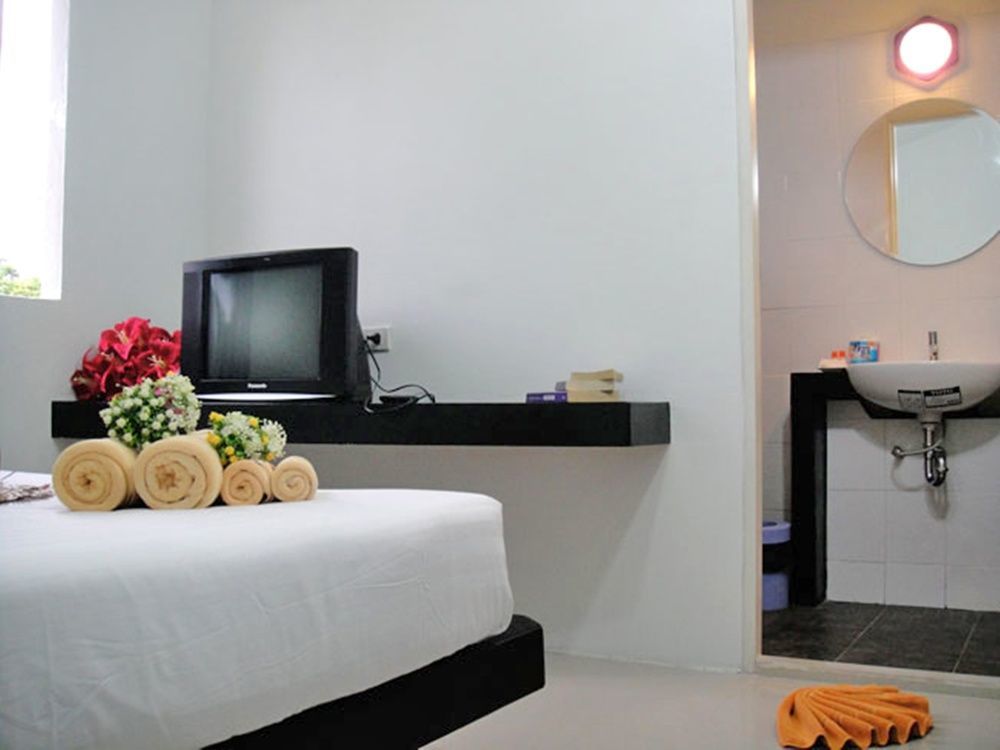 Bed and Breakfast Harmony Bed & Bakery Koh Lipe Exterior foto